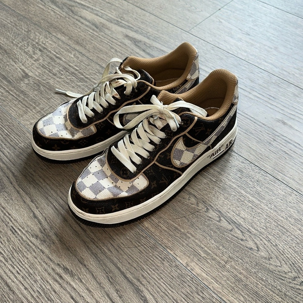 LV Air Force 1s
